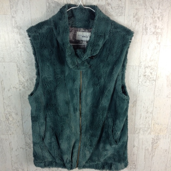 Sanctuary Jackets & Blazers - Sanctuary Faux Fur vest